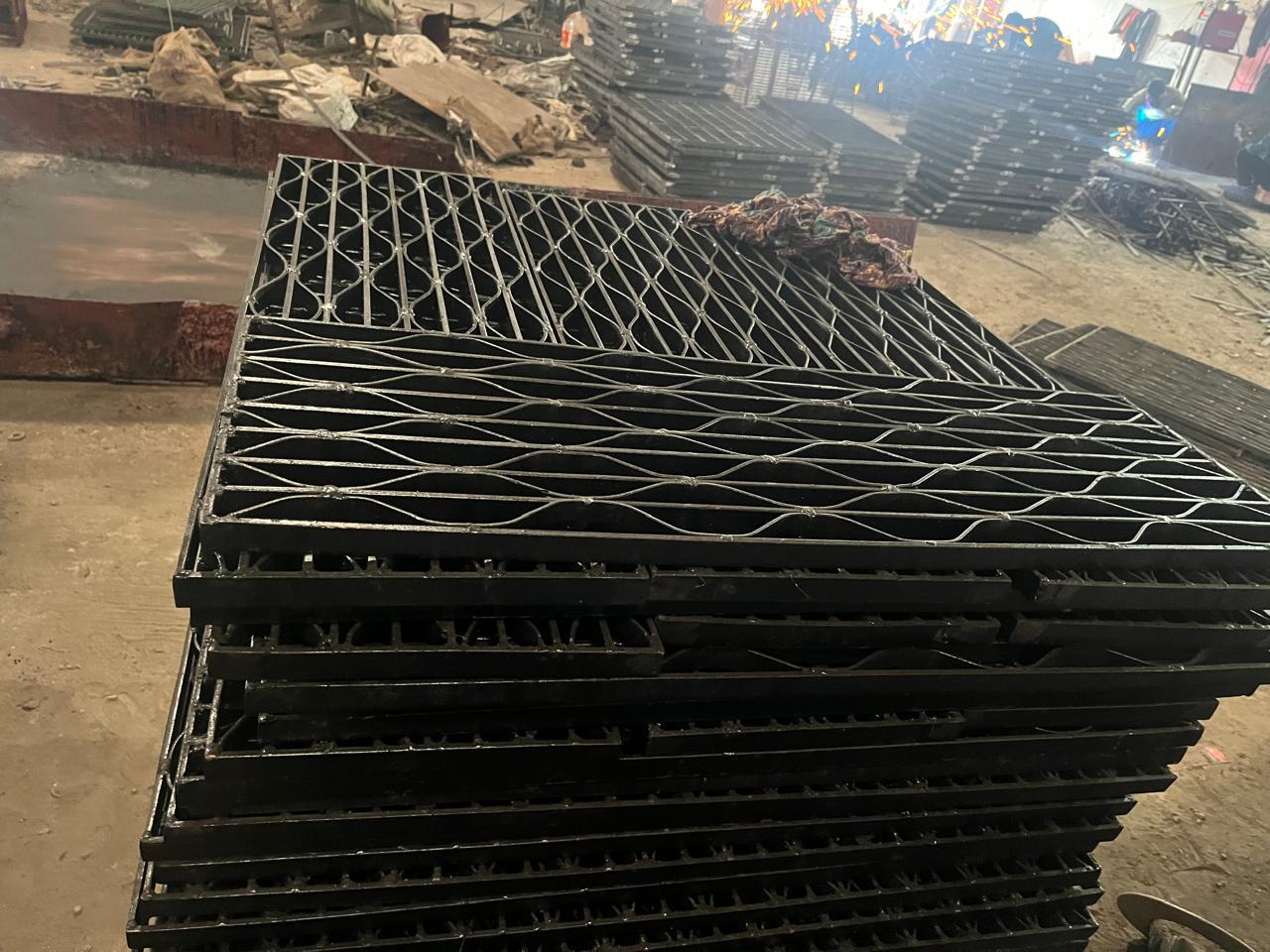 Honey Comb Grating Manufacturer in India